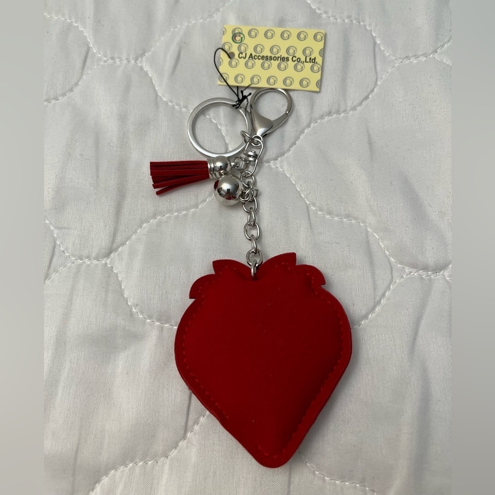 Adorable Strawberry Rhinestone Keychain - Picture 2 of 4